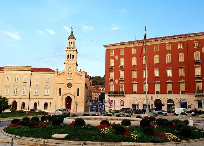Tales Of Split, In Center, 100m From Sea * 斯普利特