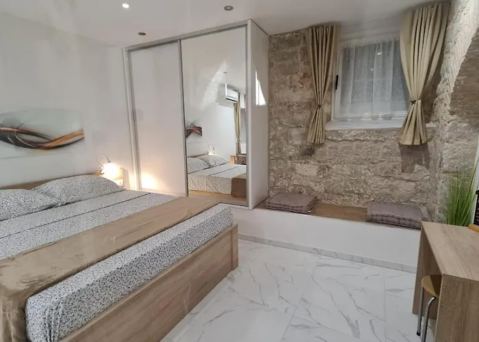 Tales Of - 100 Meters From The Seafront Apartamento *